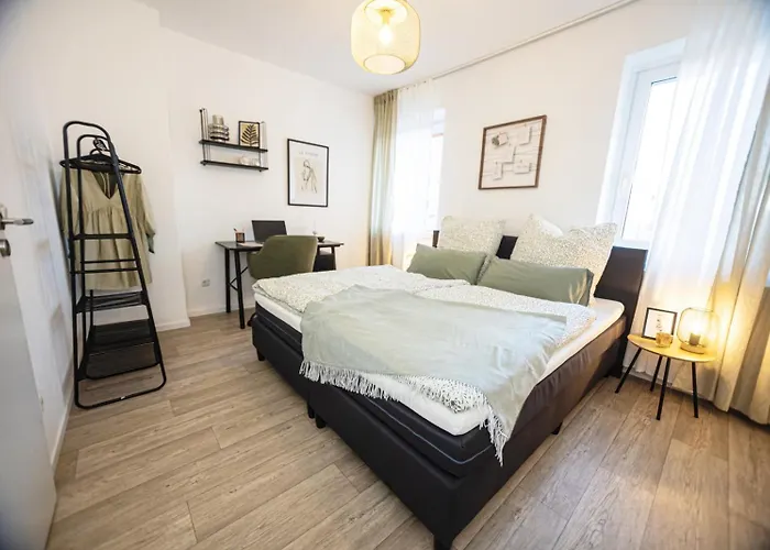 Blossfeld-Apartments Geraeumige Stadtoase Mitten Im Zentrum Mit 3 Schlafzimmern, Gratis Parkplatz, W-Lan, Netflix