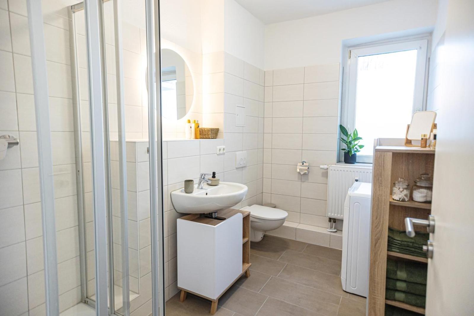 Blossfeld-apartments Geraeumige Stadtoase Mitten Im Zentrum Mit 3 Schlafzimmern, Gratis Parkplatz, W-lan, Netflix *
