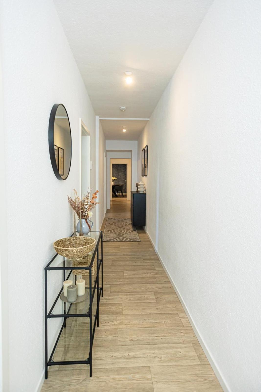 Blossfeld-apartments Geraeumige Stadtoase Mitten Im Zentrum Mit 3 Schlafzimmern, Gratis Parkplatz, W-lan, Netflix Apartment *